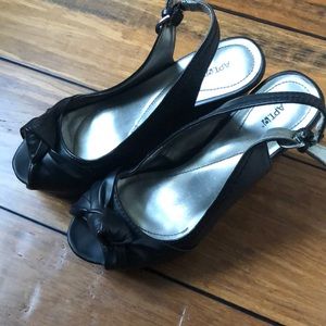 Black wedge shoes